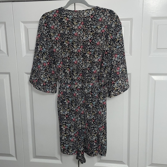 Multicolor Floral Print Romper XXL - Picture 2 of 5